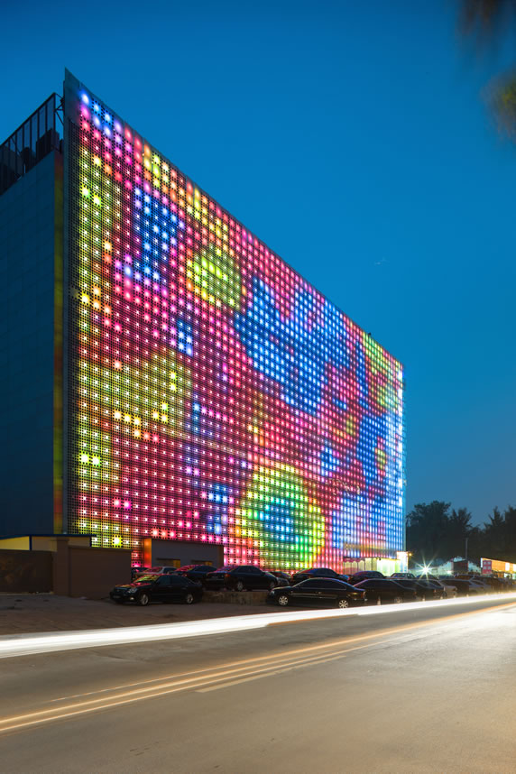 Xicui Entertainment Complex, GreenPix, Zero Energy Media Wall